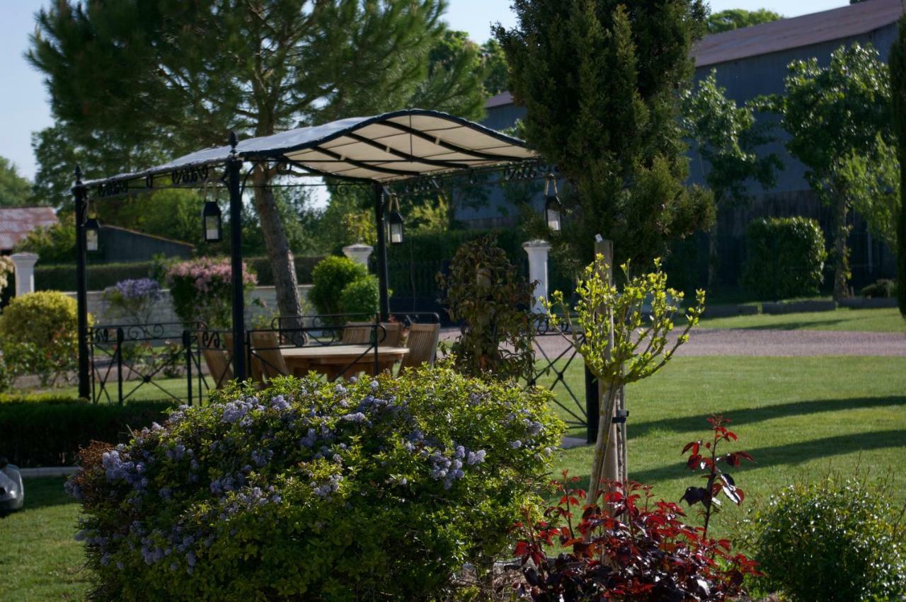 Domaine Du Clos Pallacien Paillé エクステリア 写真